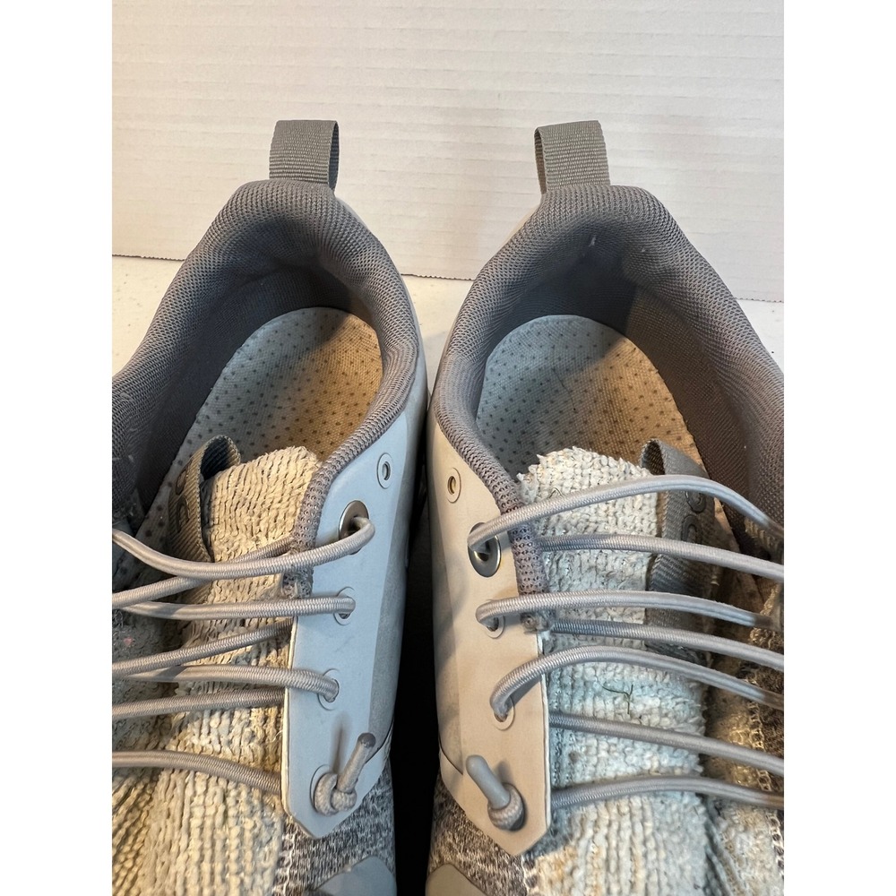 On Cloud Running Shoes Grey Mesh Swiss Engineering Sneakers Womens 9 Mens 7.5 - Picture 6 of 9